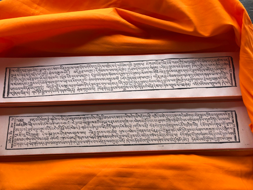 Tibetan Pecha as Contemplative Technology